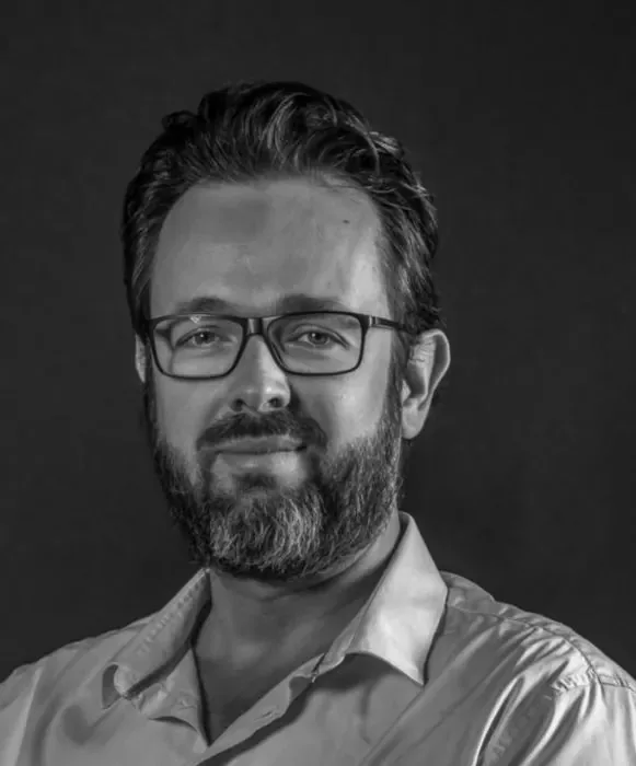 Portrait de Frédéric Baume, ostéopathe et acupuncteur, créateur de la méthode Acusolo